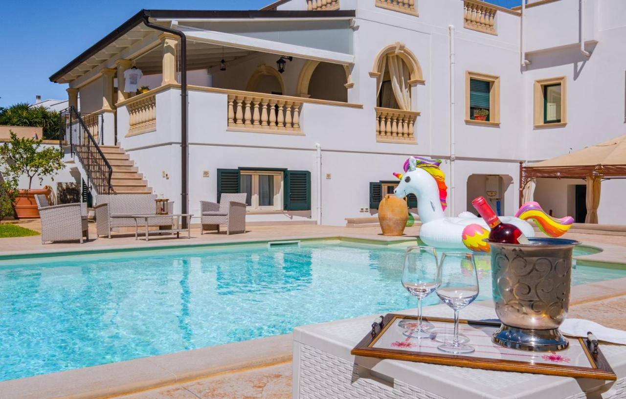 Casa D'Amore Con Piscina Privata 알레사노 외부 사진